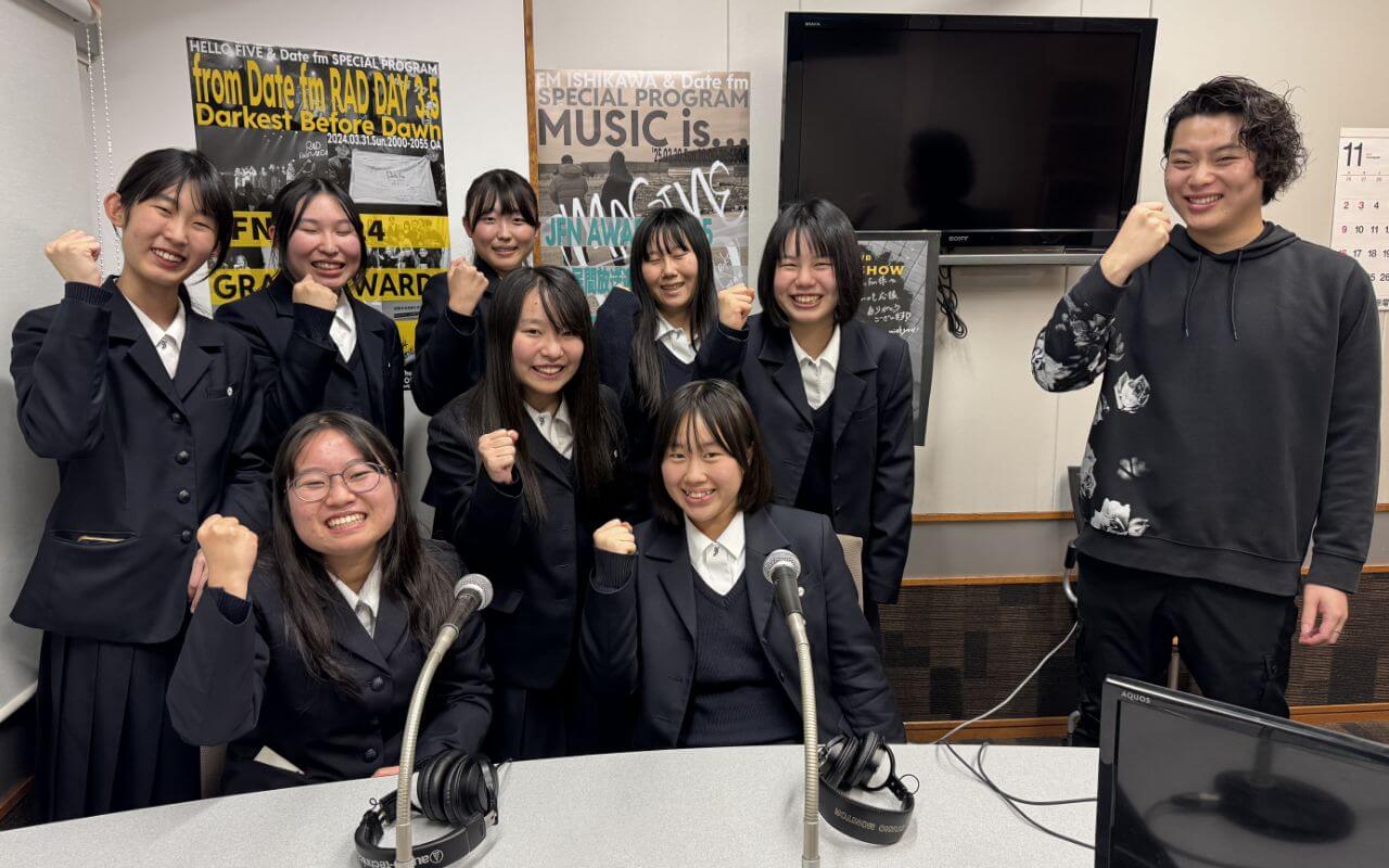 仙台二華高校 出演メンバー集合写真